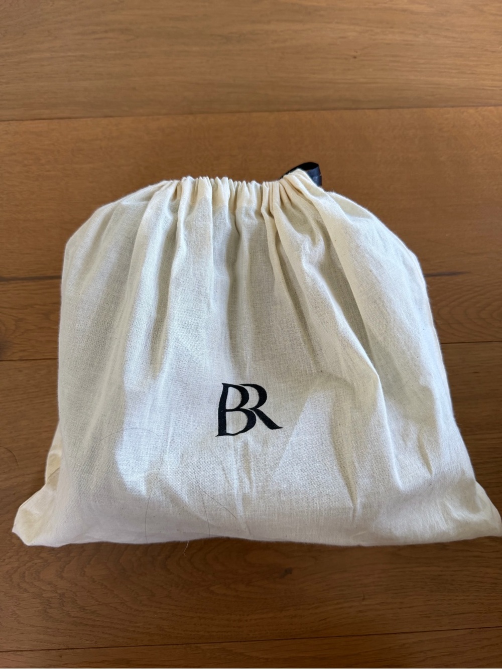 Banana Republic Black Leather Crossbody with Gold BR Monogram - Picture 3 of 3